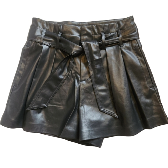 TRUTH BY REPUBLIC BLACK FAUX LEATHER SHORTS HIGH WAISTED WITH BELT SIZE 10 NWT - Picture 8 of 9